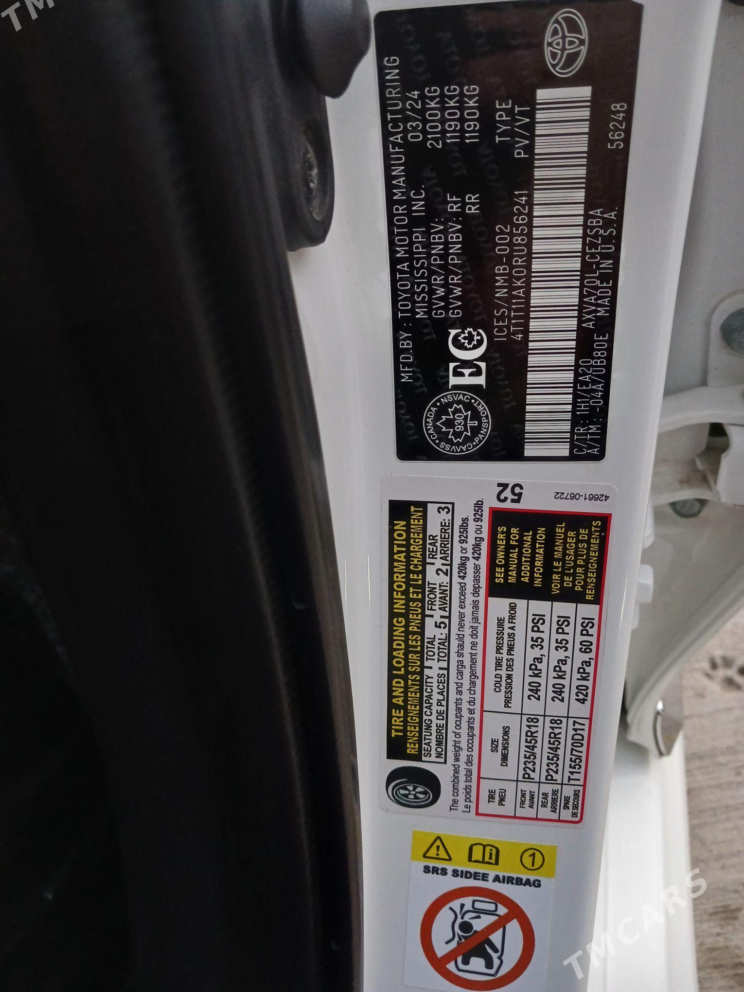 Toyota Camry 2024 - 355 000 TMT - Кëши - img 5