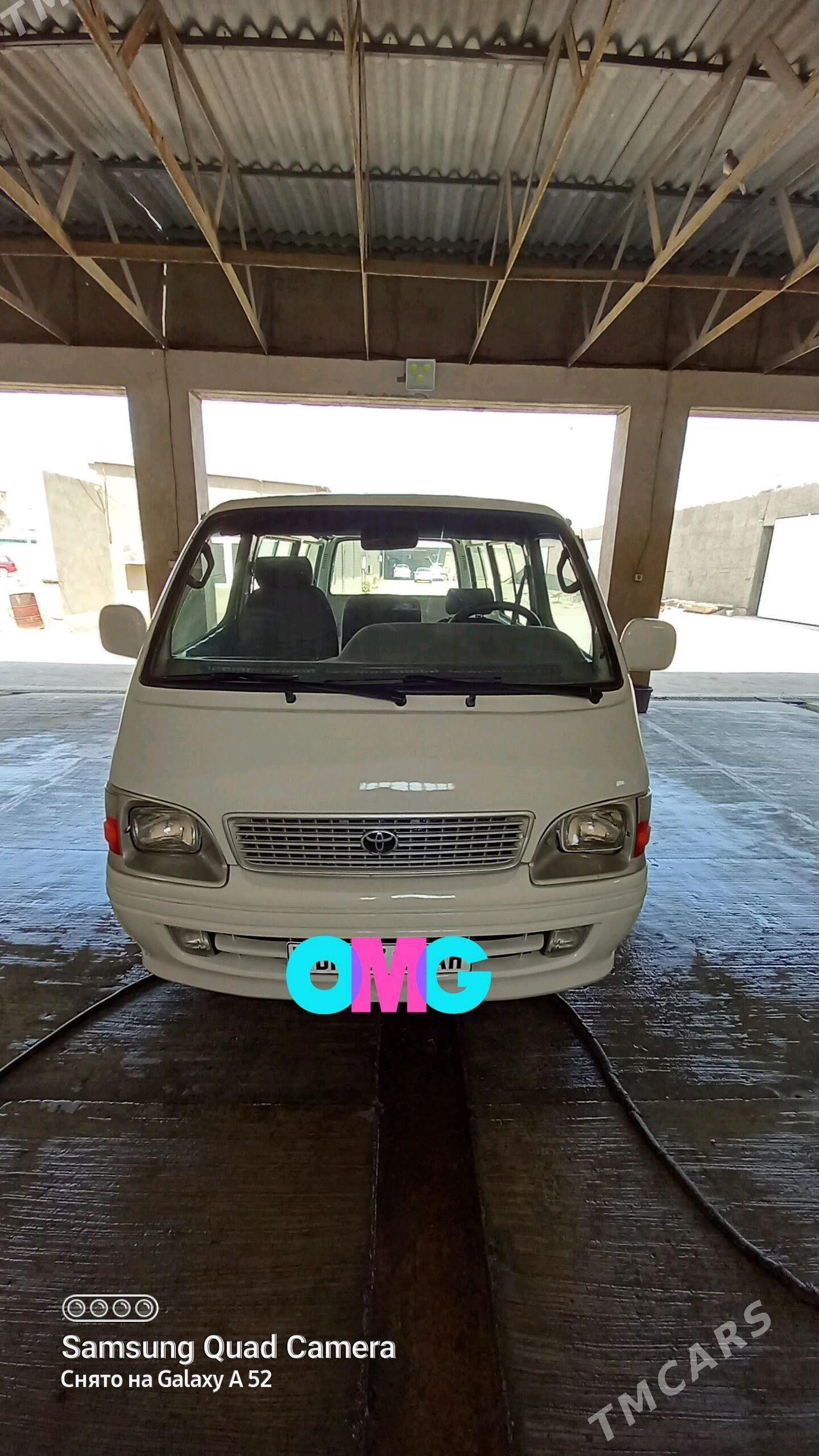 Toyota Hiace 2001 - 120 000 TMT - Теджен - img 4