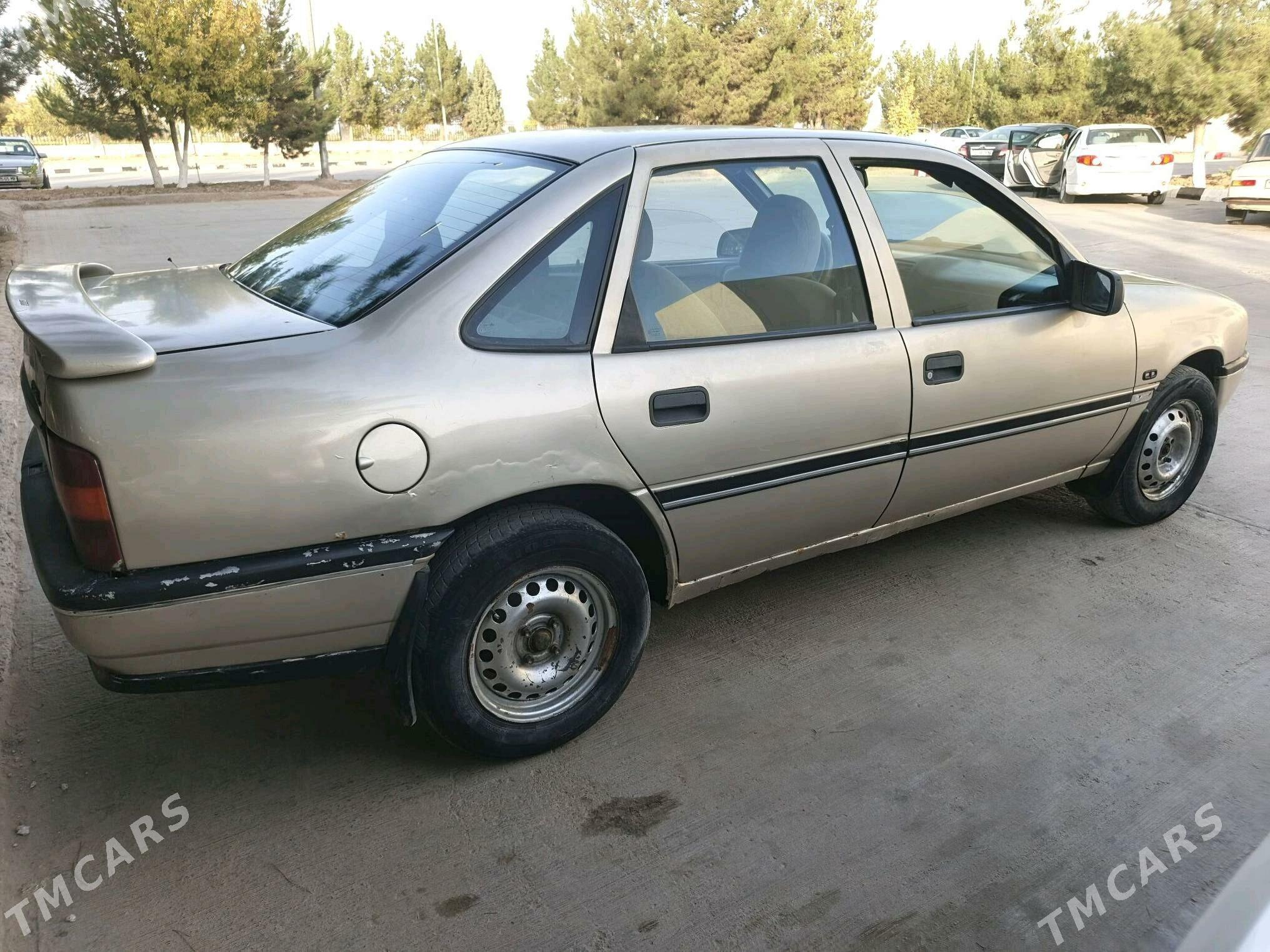 Opel Vectra 1991 - 23 000 TMT - Мары - img 4