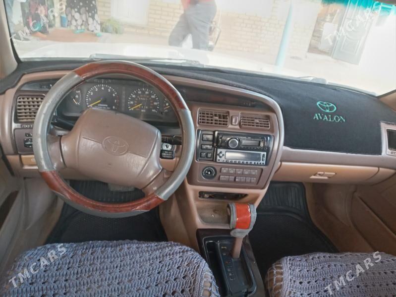 Toyota Avalon 1995 - 90 000 TMT - Türkmengala - img 3