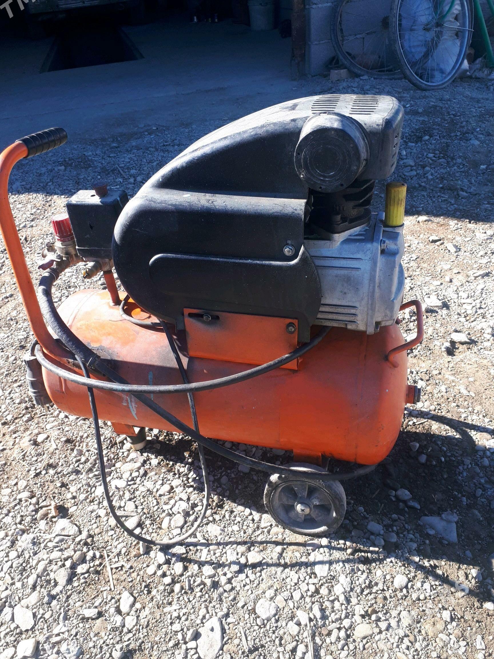 kampresir - Махтумкули - img 2