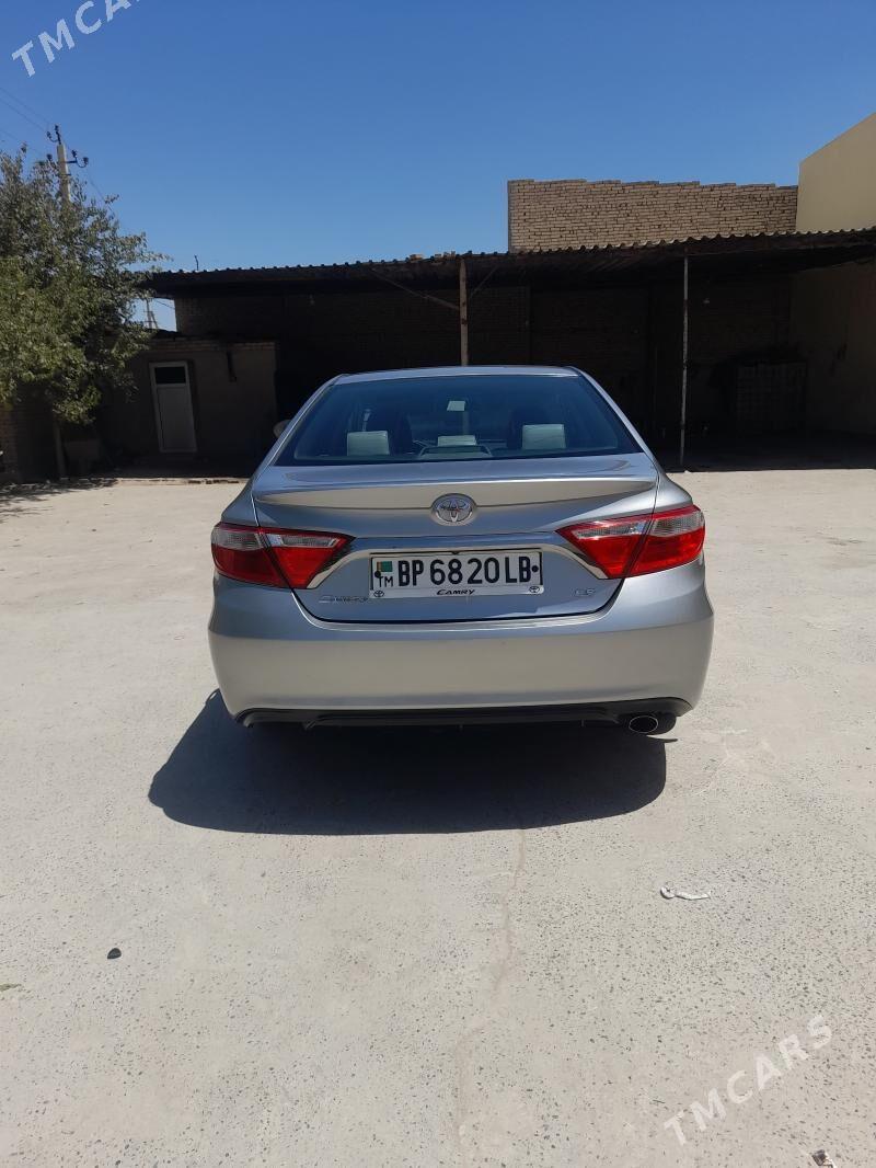 Toyota Camry 2015 - 240 000 TMT - Халач - img 6