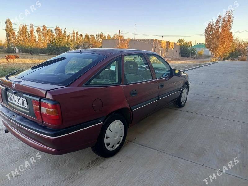 Opel Vectra 1995 - 30 000 TMT - Дашогуз - img 3