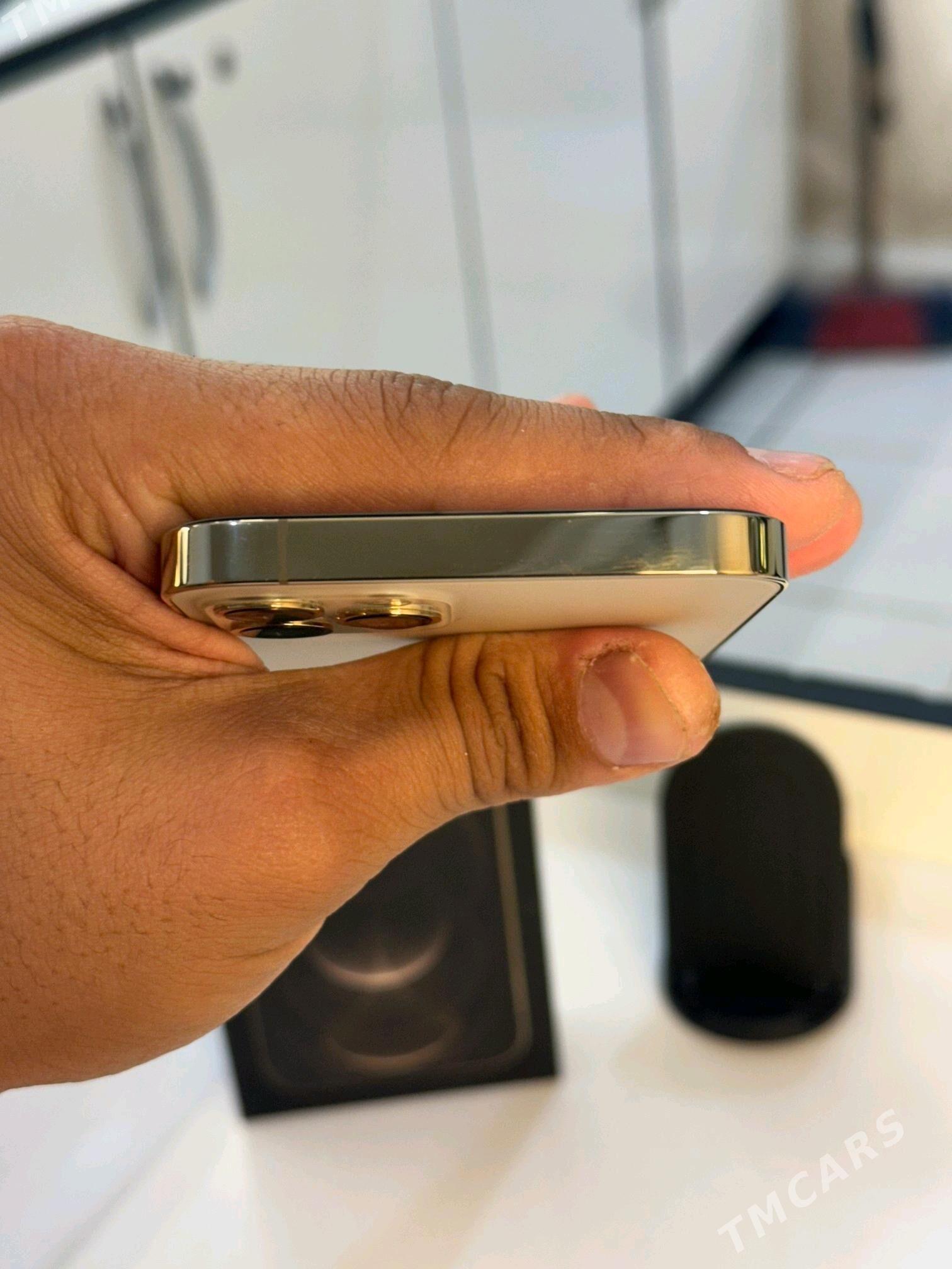 iPhone 12 PRO - Mary - img 4