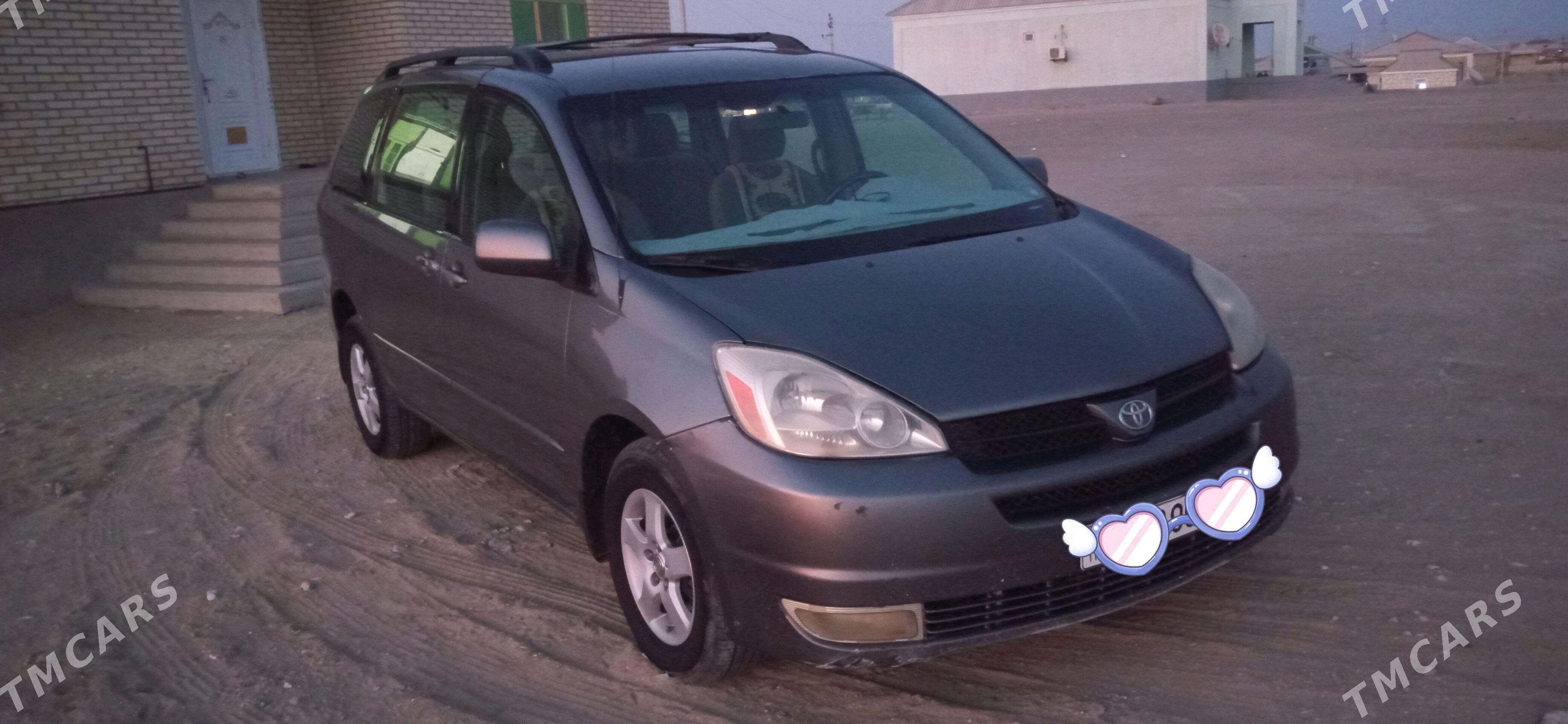 Toyota Sienna 2005 - 180 000 TMT - Эсенгулы - img 1