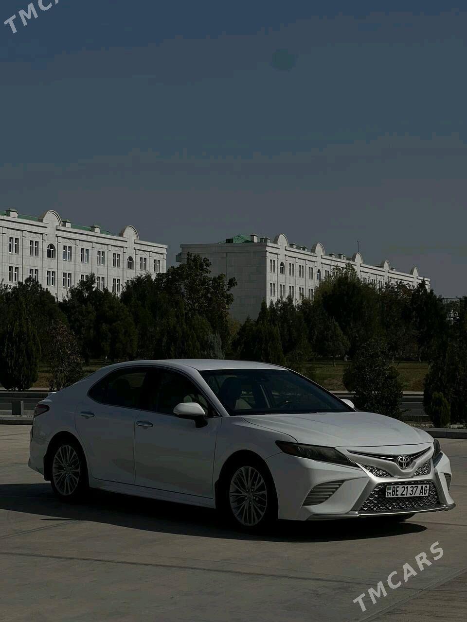 Toyota Camry 2018 - 300 000 TMT - Ашхабад - img 2