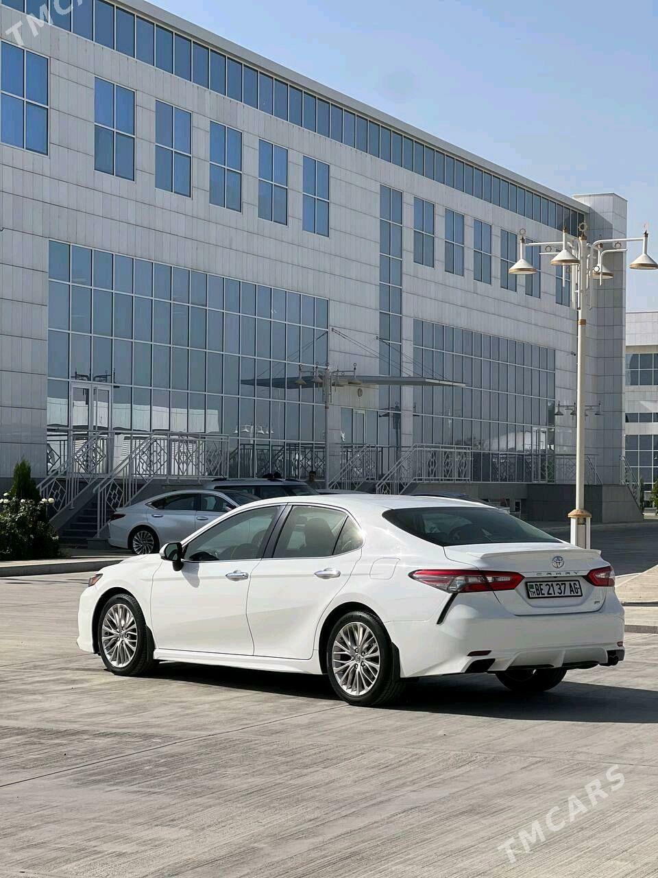 Toyota Camry 2018 - 300 000 TMT - Ашхабад - img 3