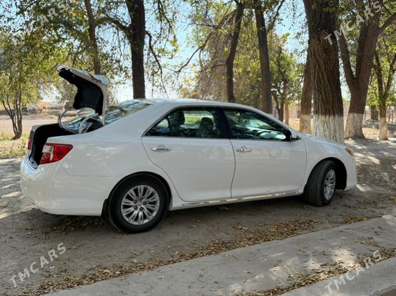 Toyota Camry 2013 - 225 000 TMT - Köneürgenç - img 3