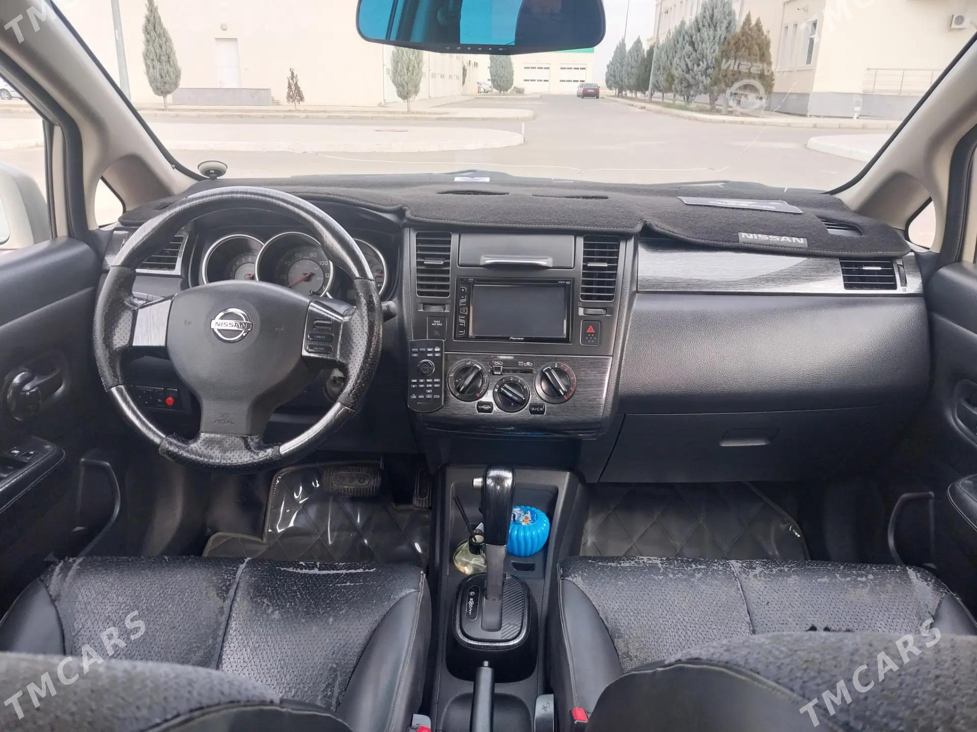 Nissan Versa 2008 - 110 000 TMT - Bereket - img 4