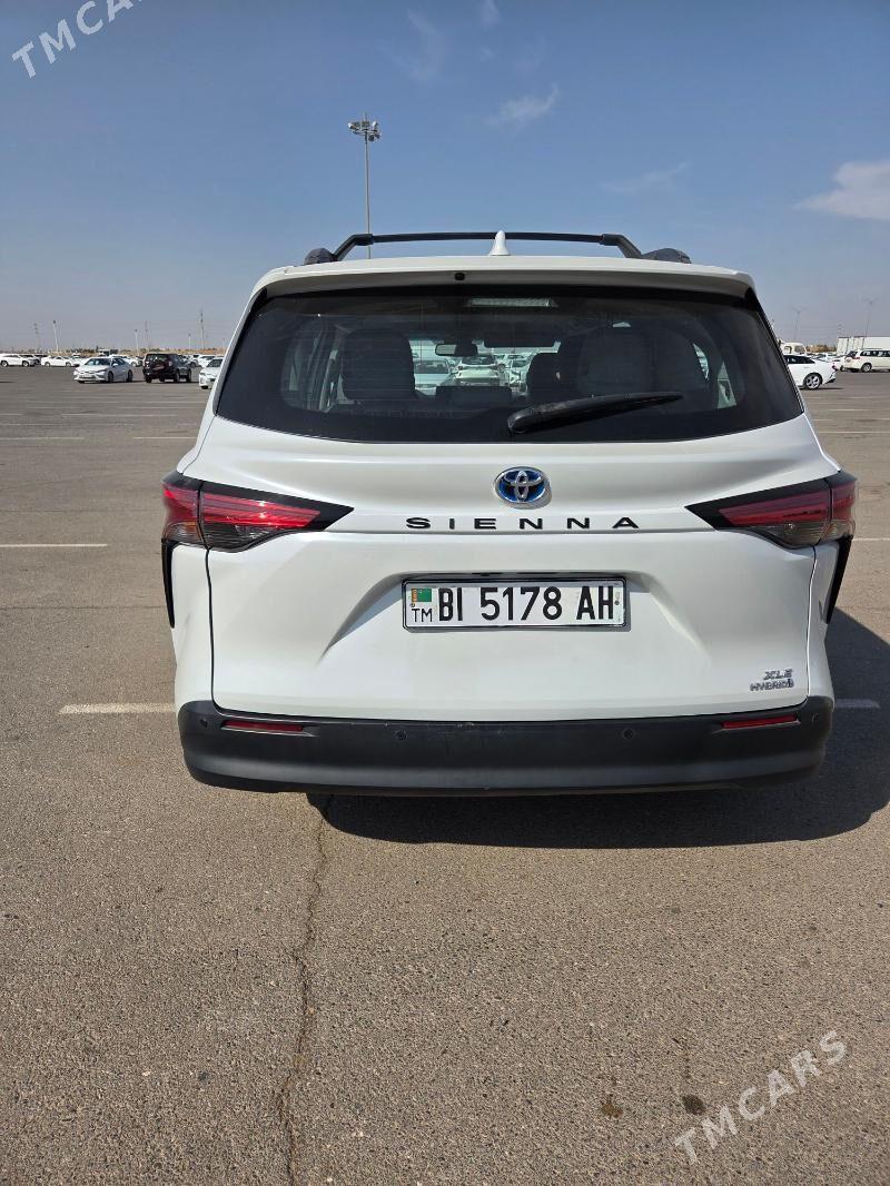Toyota Sienna 2020 - 570 000 TMT - Ашхабад - img 4