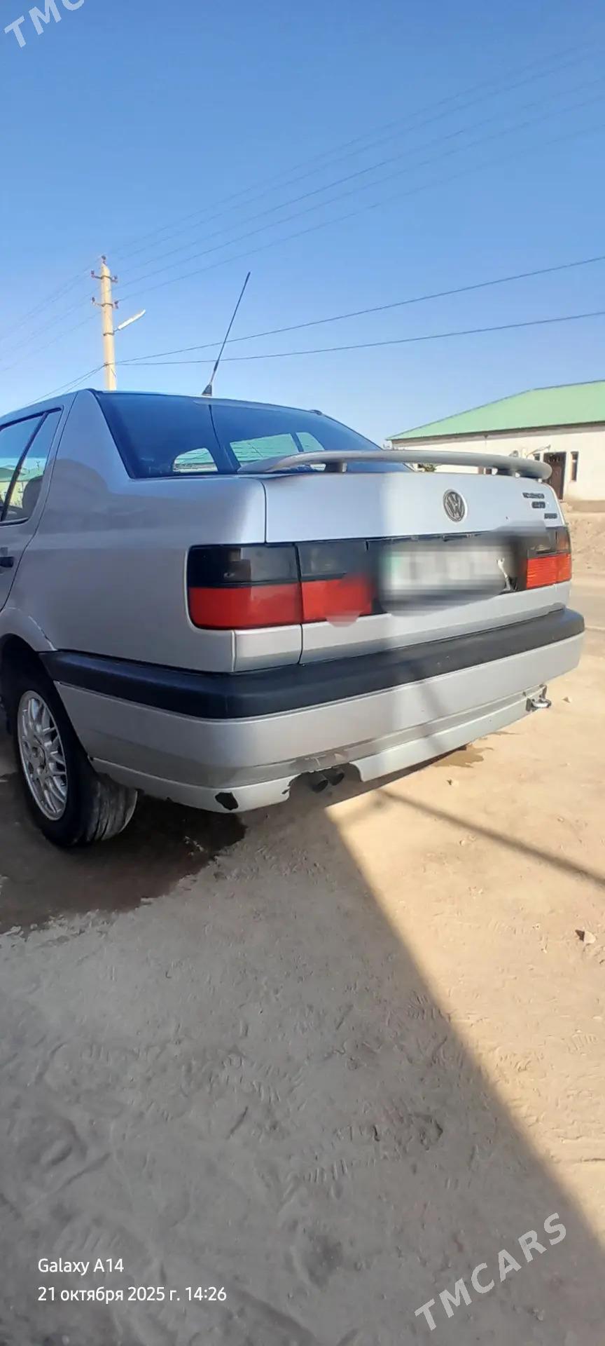 Volkswagen Jetta 1994 - 20 000 TMT - Дашогуз - img 1