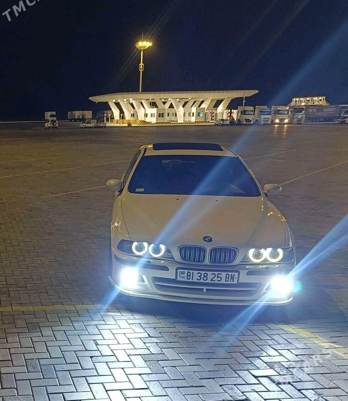 BMW E39 2002 - 140 000 TMT - Туркменбаши - img 1