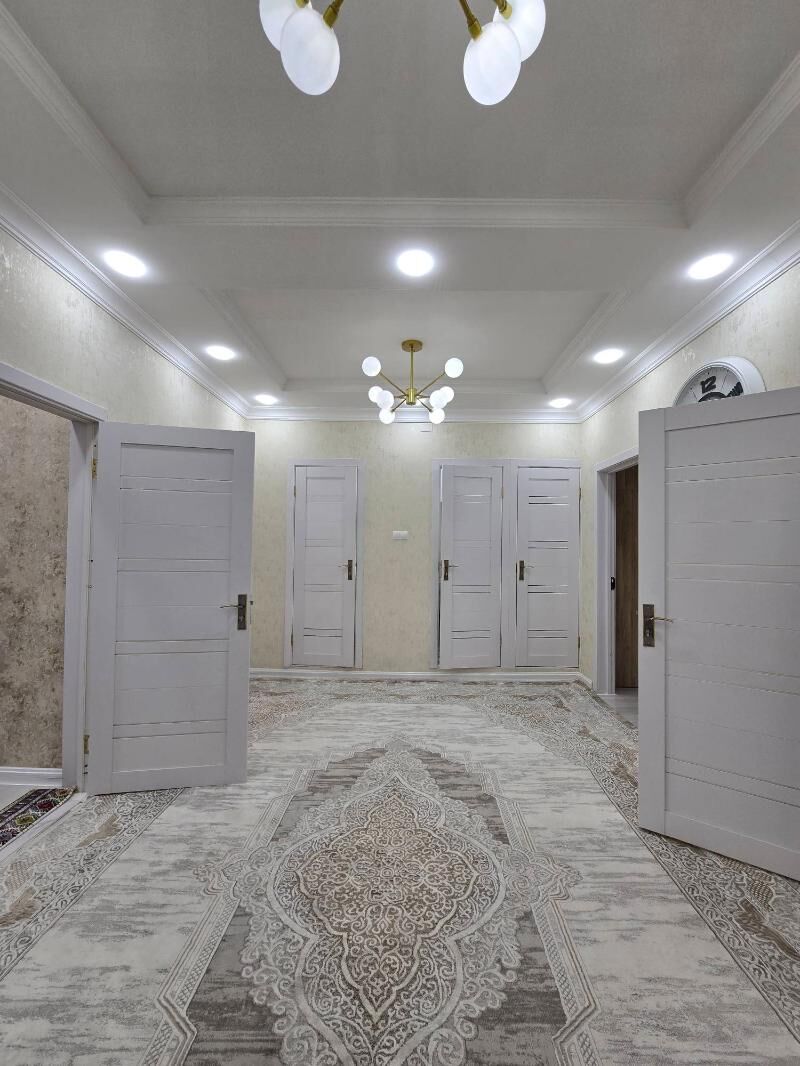 ARZANMIR 3 3 KOM 9/5ET - Мир 3 - img 1