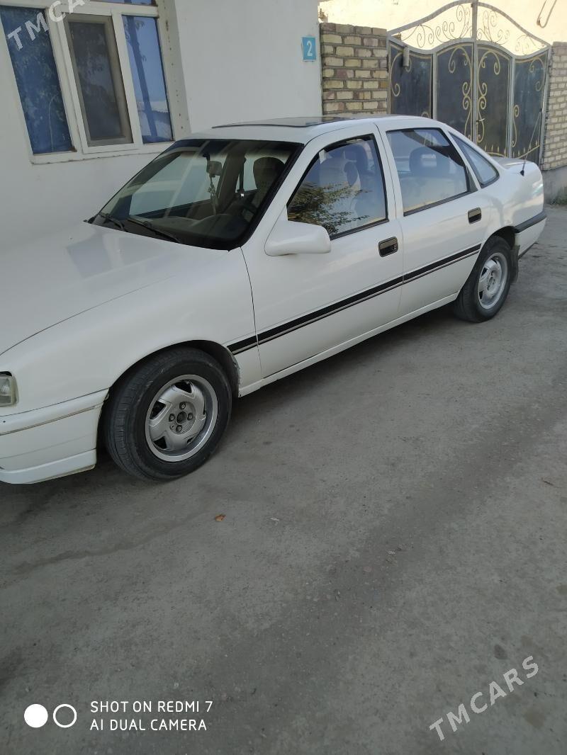 Opel Vectra 1991 - 36 000 TMT - Болдумсаз - img 3
