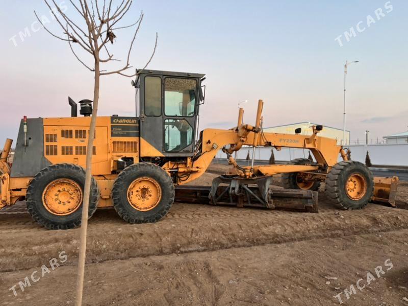 Komatsu GD655-6 2010 - 70 000 TMT - Mary - img 4