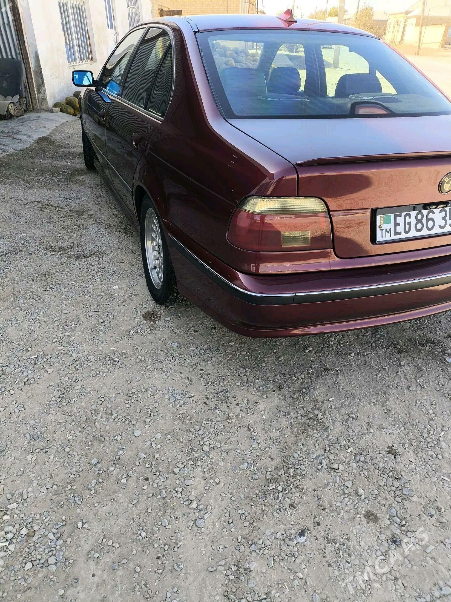 BMW E39 1997 - 105 000 TMT - Türkmenabat - img 6