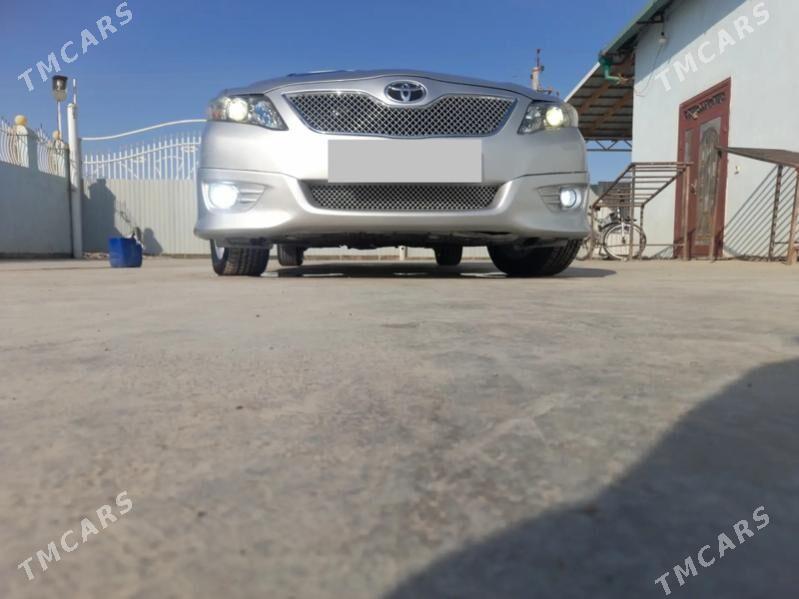 Toyota Camry 2010 - 245 000 TMT - етр. Туркменбаши - img 4