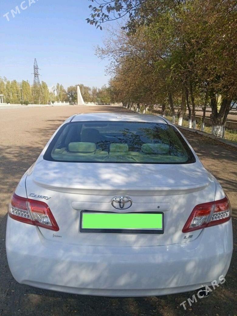 Toyota Camry 2010 - 230 000 TMT - Gubadag - img 2
