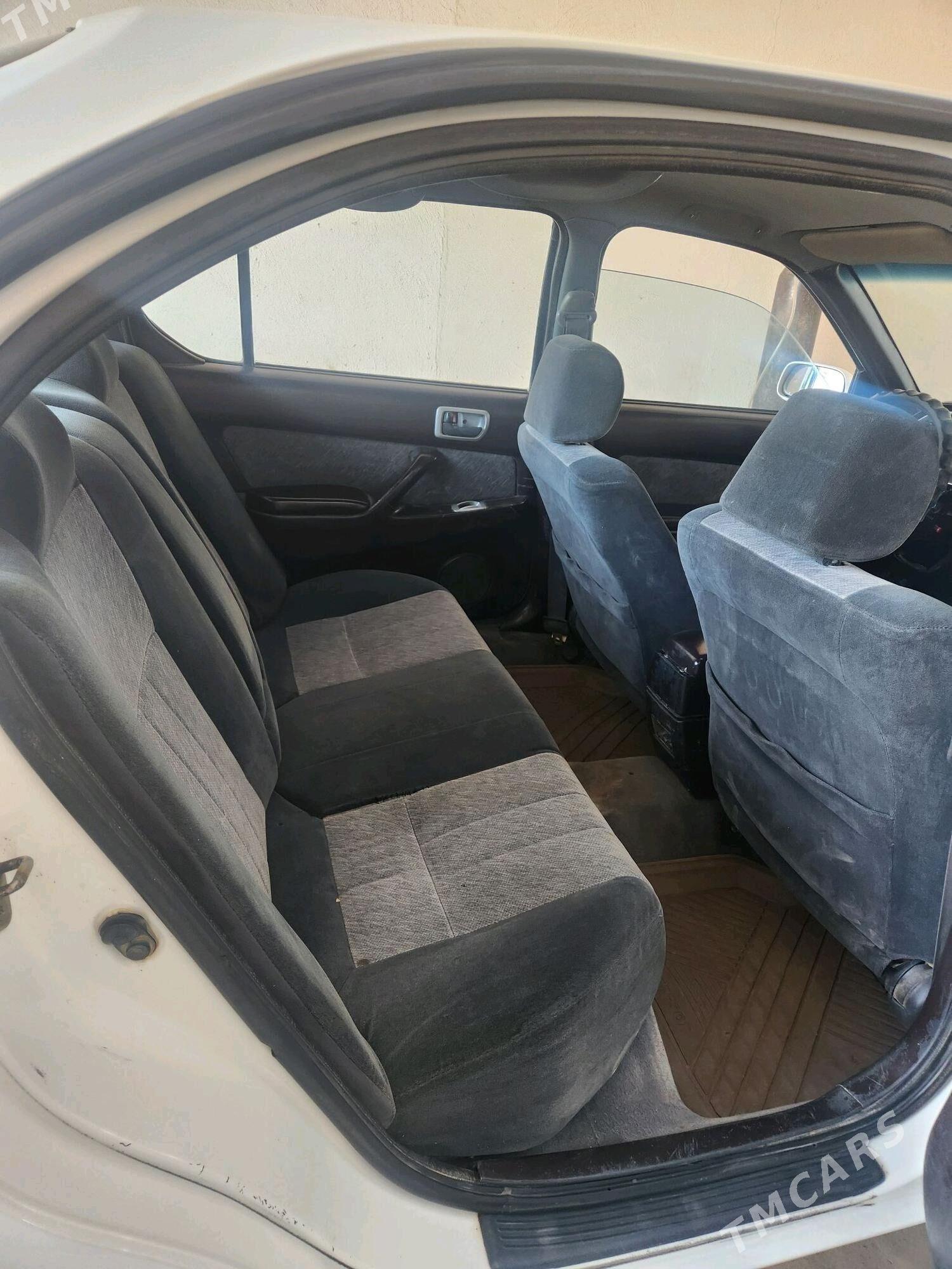 Toyota Camry 1994 - 54 000 TMT - Сакарчага - img 5