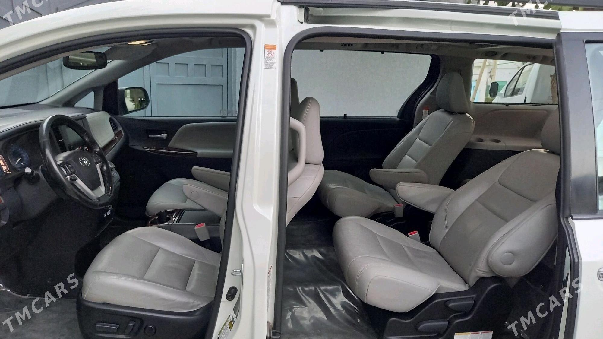 Toyota Sienna 2017 - 368 000 TMT - Ашхабад - img 3