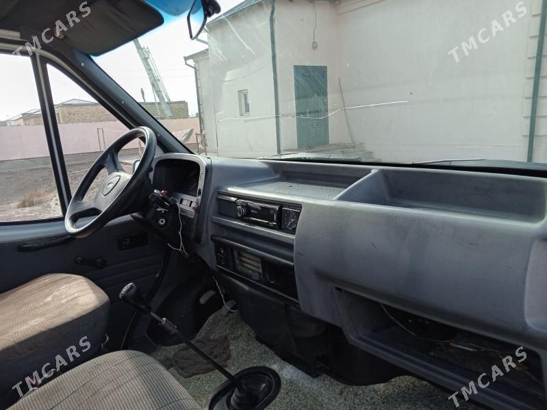 Ford F250 1999 - 152 000 TMT - Daşoguz - img 1