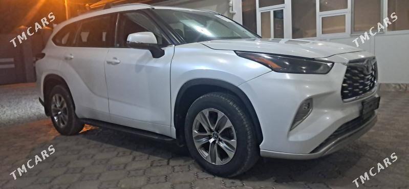 Toyota Highlander 2022 - 600 000 TMT - Мары - img 3