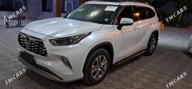 Toyota Highlander 2022 - 600 000 TMT - Мары - img 2