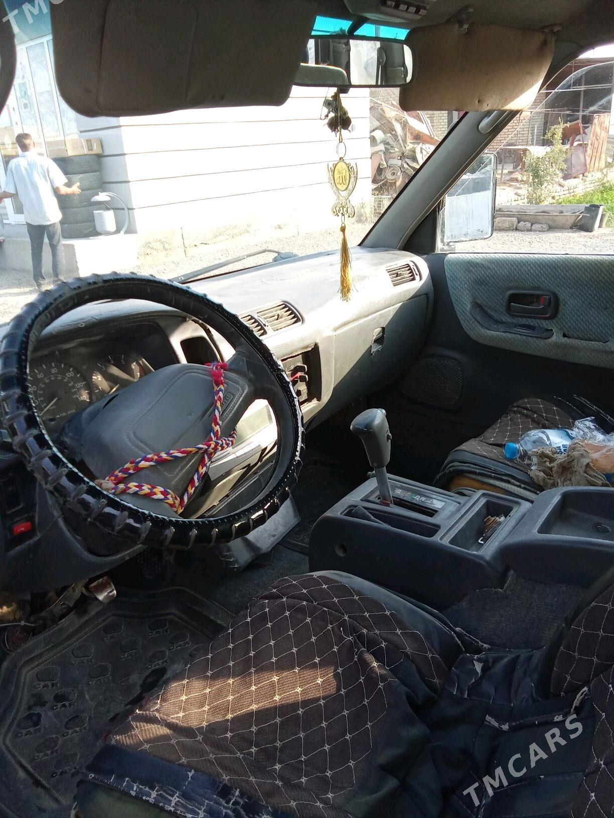Toyota Town Ace 1993 - 30 000 TMT - Сакарчага - img 1