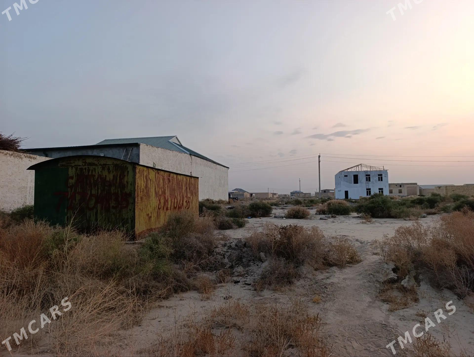 zerger bosh mellek - Туркменабат - img 1