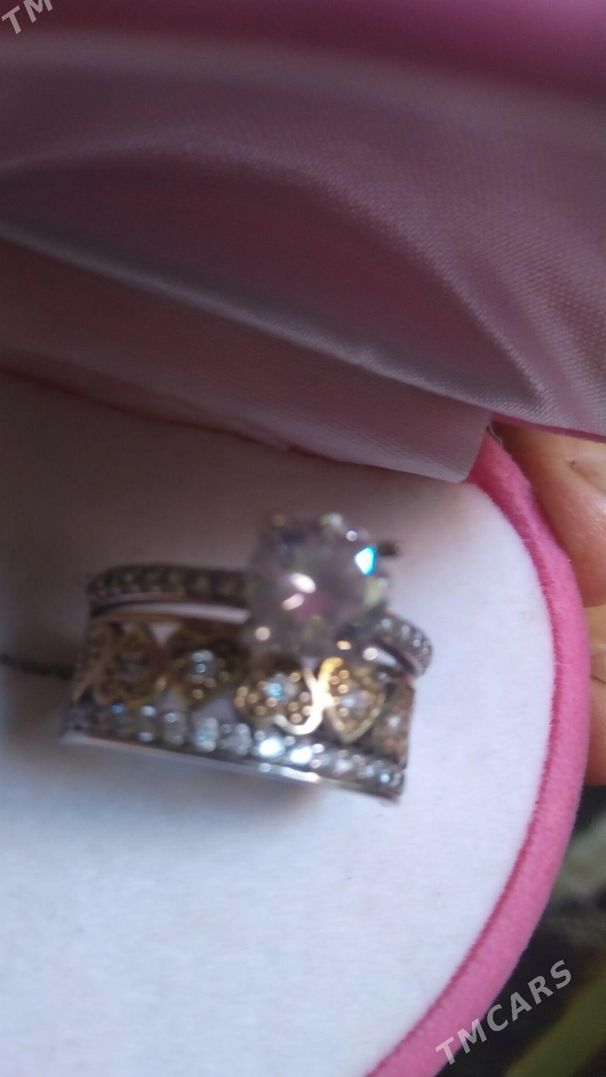 Kümüş  ýüzikler - Türkmenbaşy - img 3