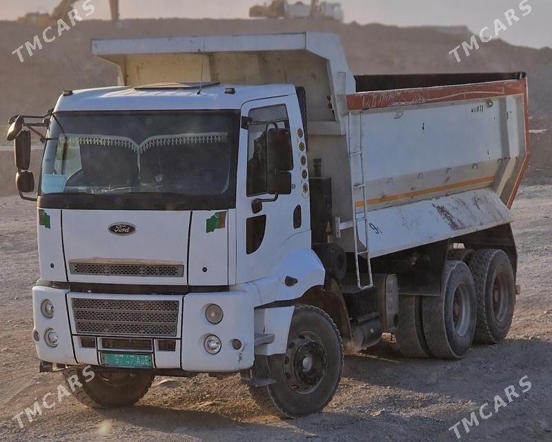 Ford Cargo 3535D 2014 - 785 000 TMT - Aşgabat - img 2