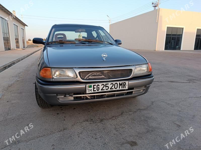Opel Astra 1993 - 40 000 TMT - Mary - img 7