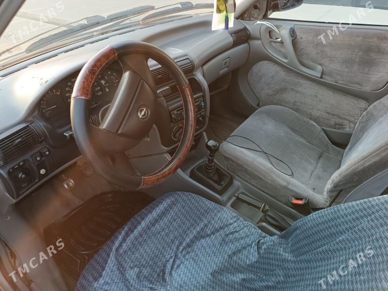 Opel Astra 1993 - 40 000 TMT - Mary - img 6
