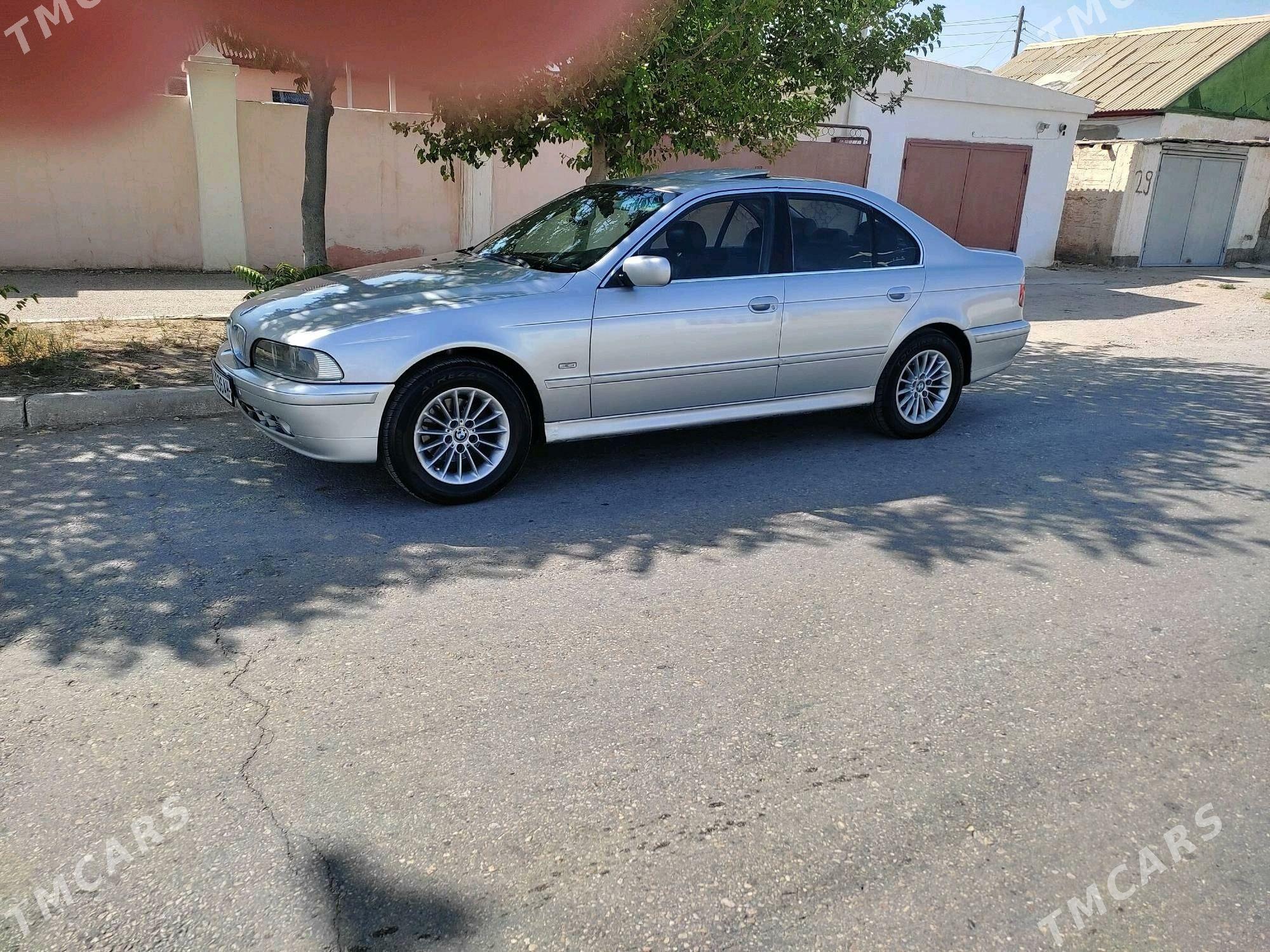 BMW 528 1997 - 105 000 TMT - Balkanabat - img 7
