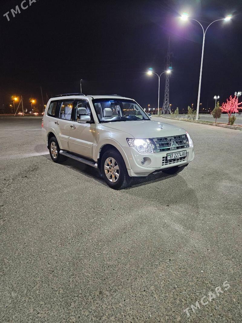 Mitsubishi Pajero 2013 - 275 000 TMT - Ялкым - img 8