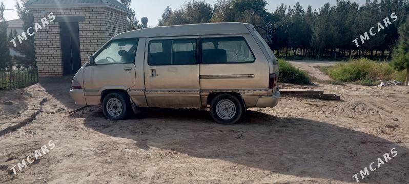 Toyota Hiace 1989 - 16 000 TMT - Векильбазар - img 5