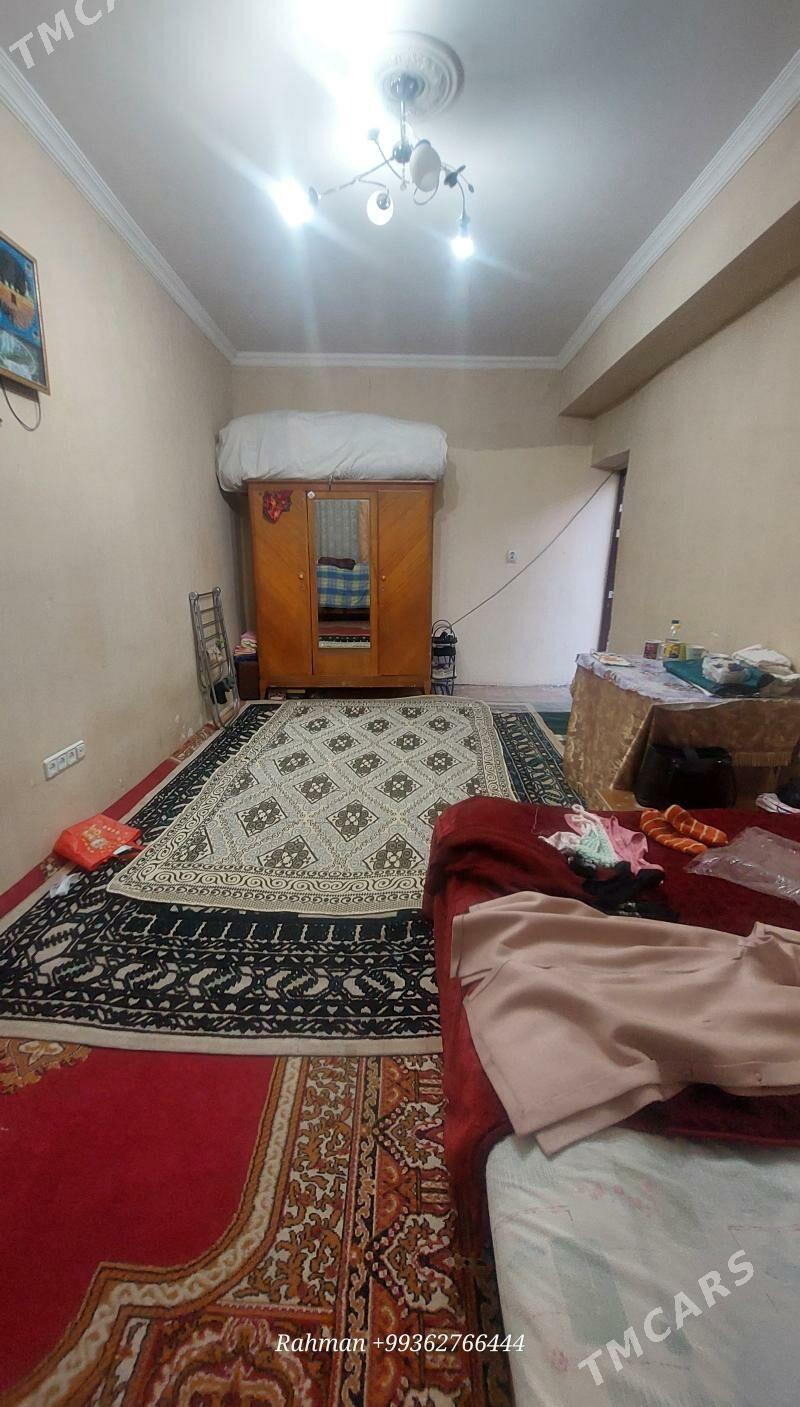 (2588)-AK ALTYN 2-KOMNAT KEPIÇKA 1-ETAJ RAHMAN - Kim raýon - img 3