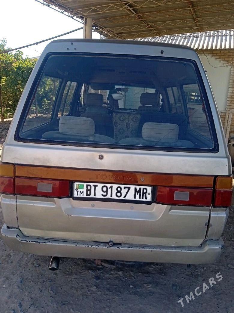 Toyota Town Ace 1989 - 25 000 TMT - Сакарчага - img 3