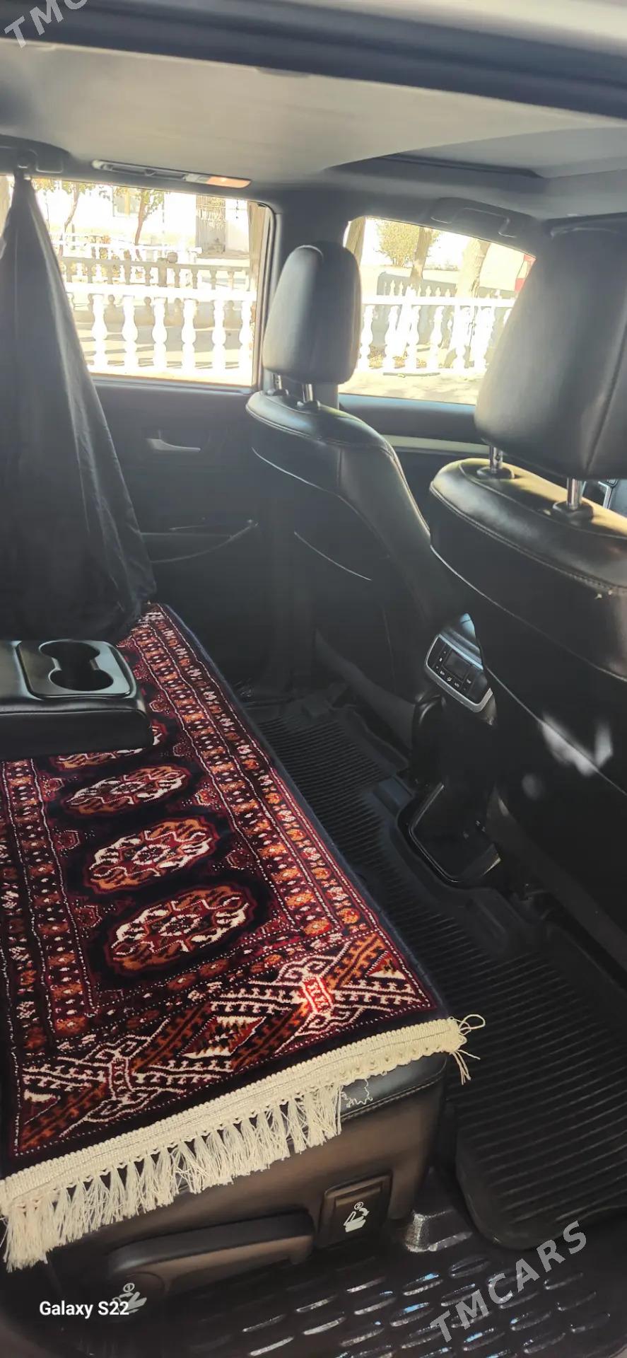 Toyota Highlander 2018 - 500 000 TMT - Türkmenabat - img 3
