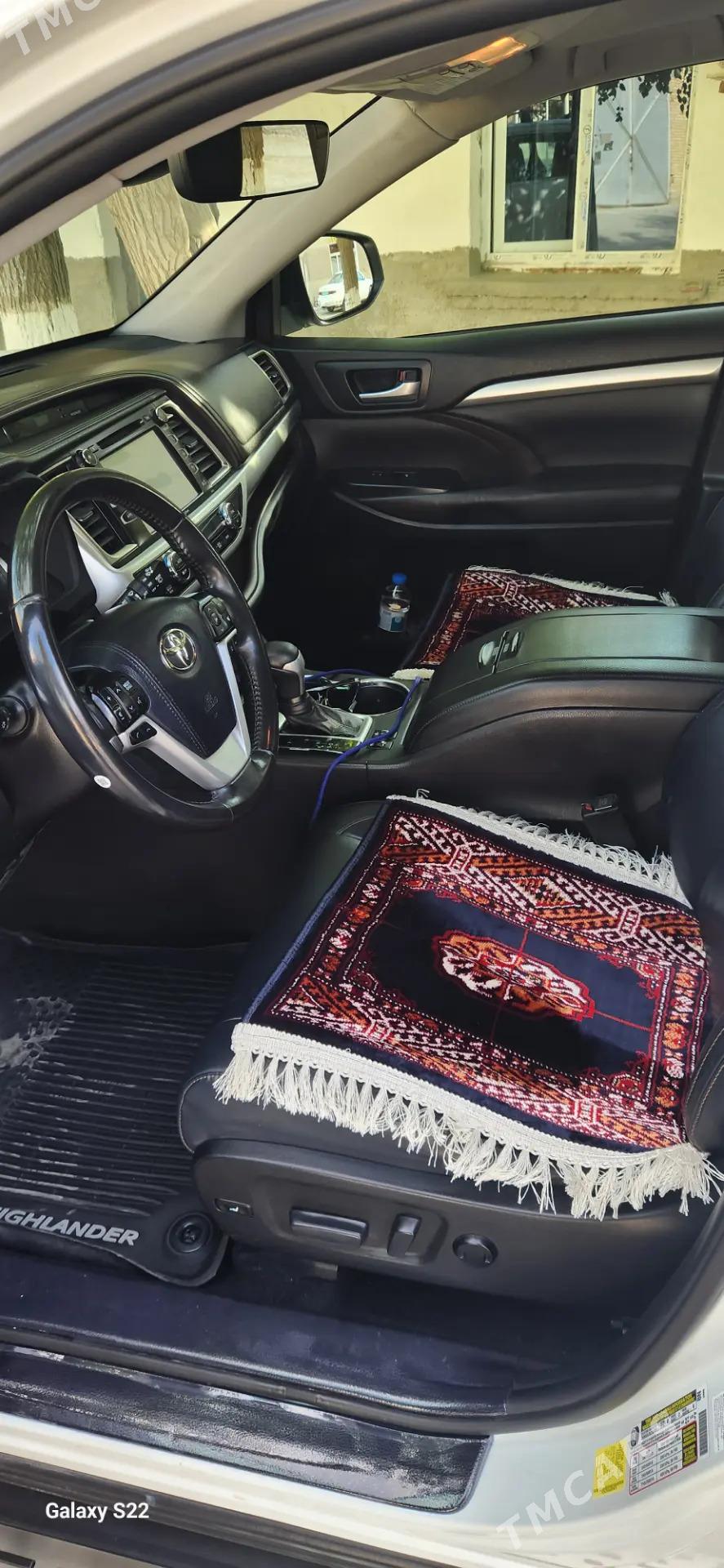 Toyota Highlander 2018 - 500 000 TMT - Türkmenabat - img 7