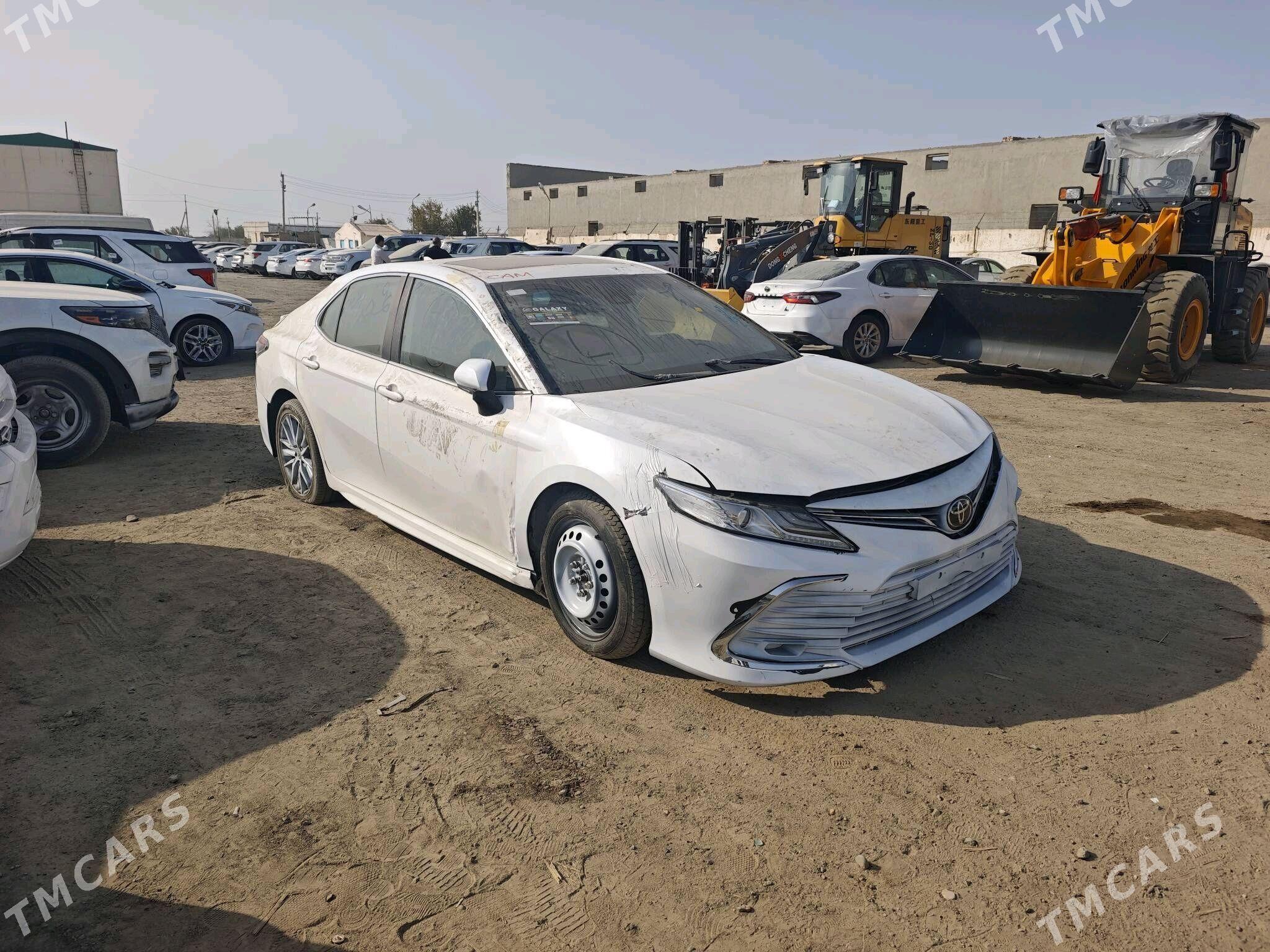 Toyota Camry 2021 - 235 000 TMT - Мары - img 3