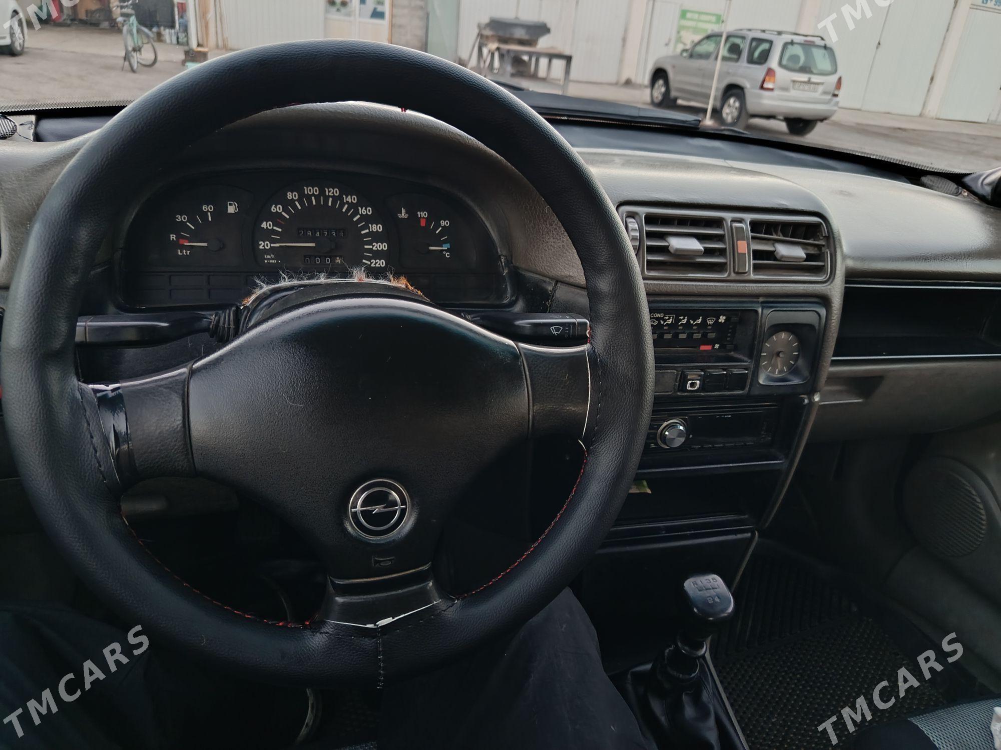 Opel Vectra 1990 - 28 000 TMT - Векильбазар - img 3