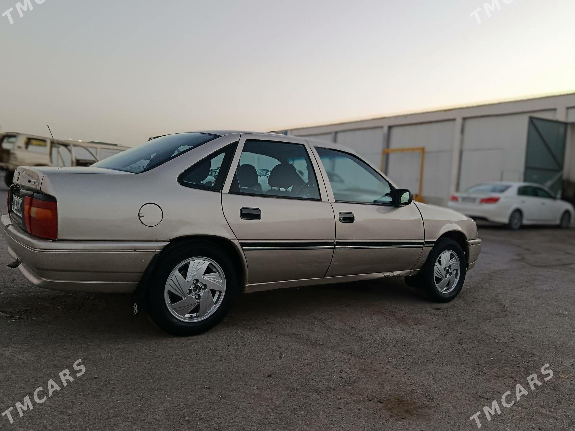 Opel Vectra 1990 - 28 000 TMT - Векильбазар - img 1