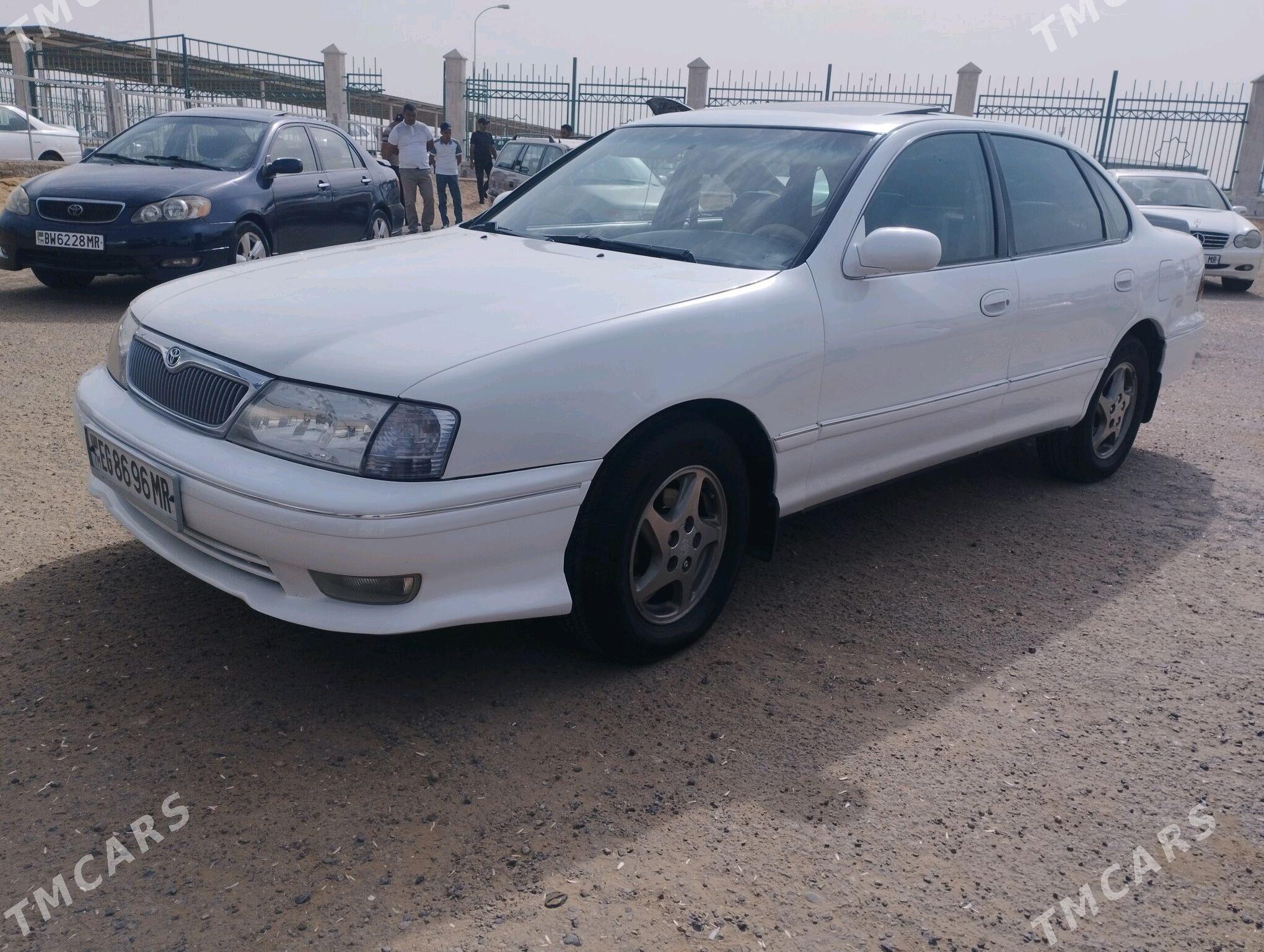 Toyota Avalon 1998 - 150 000 TMT - Мары - img 1