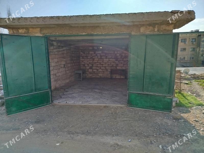 гараж в аренду 73 кв - Türkmenbaşy - img 1