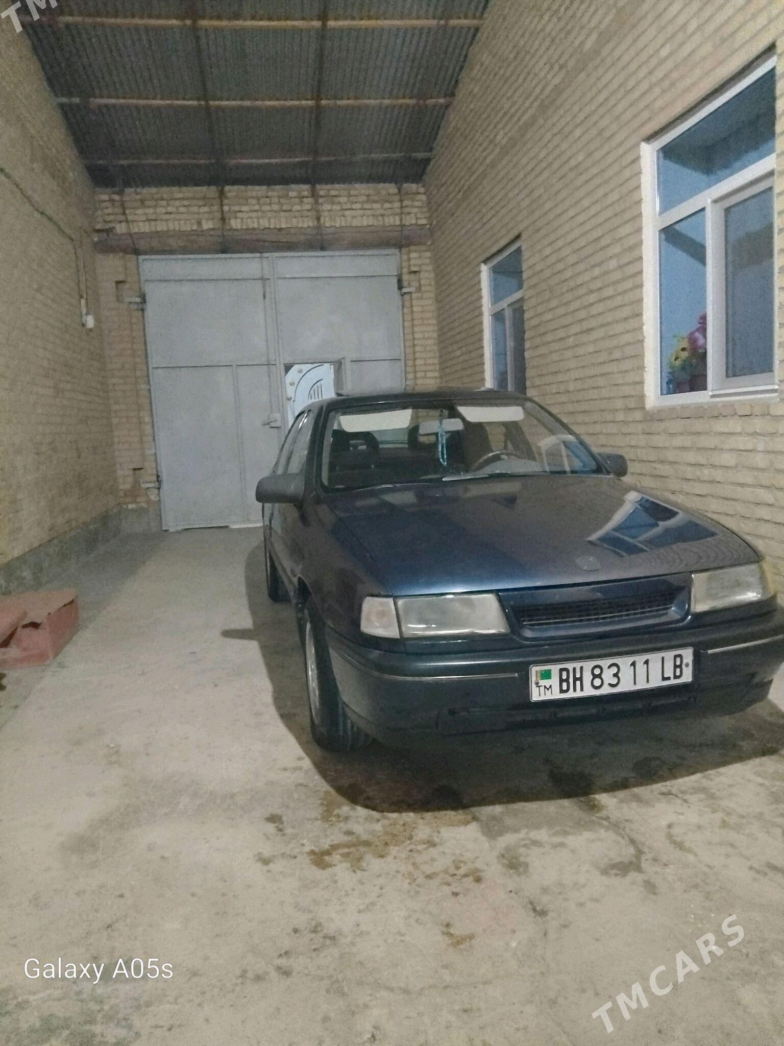 Opel Vectra 1991 - 45 000 TMT - Çärjew - img 9