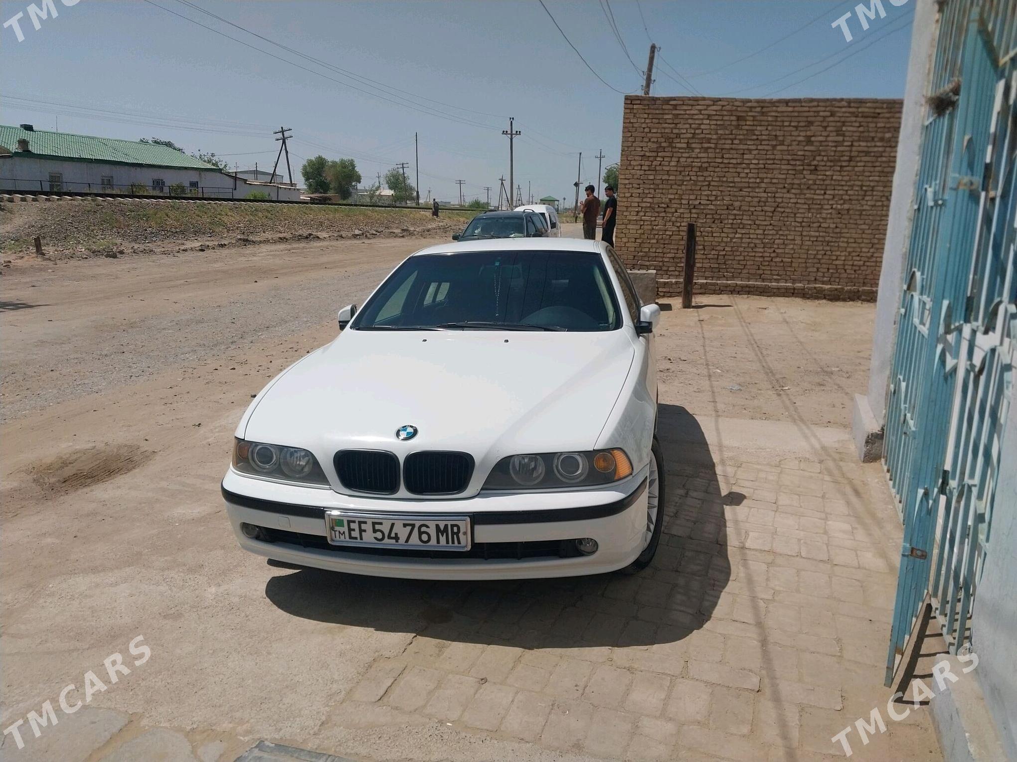 BMW E39 2002 - 130 000 TMT - Ýolöten - img 4