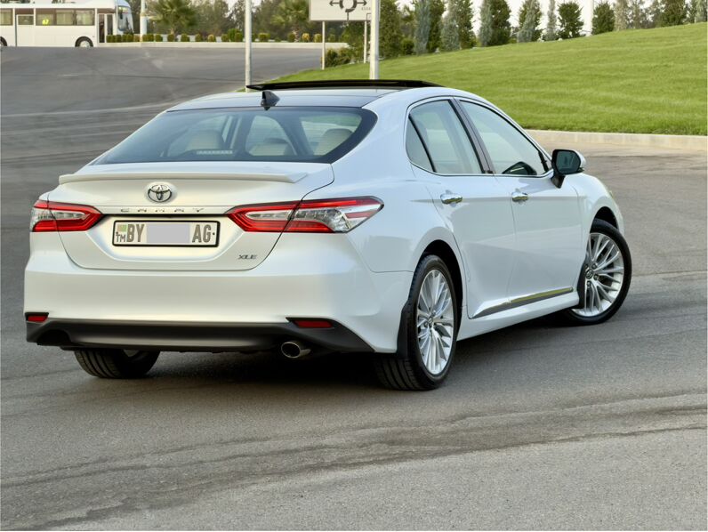 Toyota Camry 2019 - 370 000 TMT - Gypjak - img 4