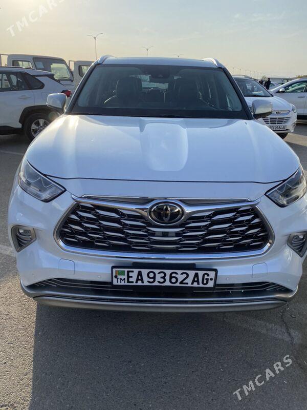 Toyota Highlander 2021 - 635 000 TMT - Ашхабад - img 2