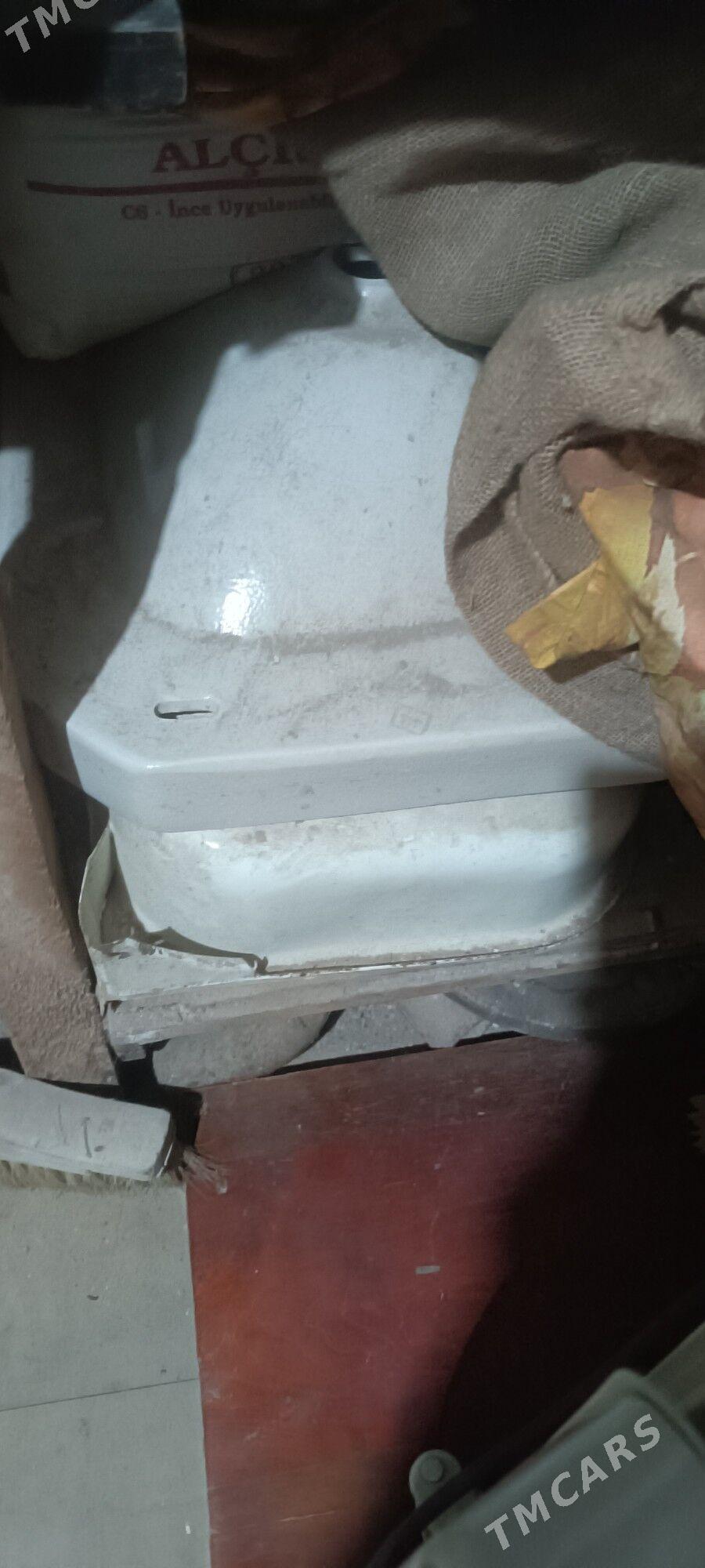 унитаз и фаянсовая раковина - Aşgabat - img 2